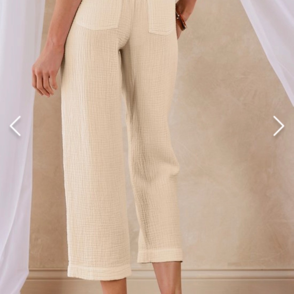 NEW WITH TAGS. Beach Bound Pull On Gauze Crop Pants. SIZE LARGE (14/16)